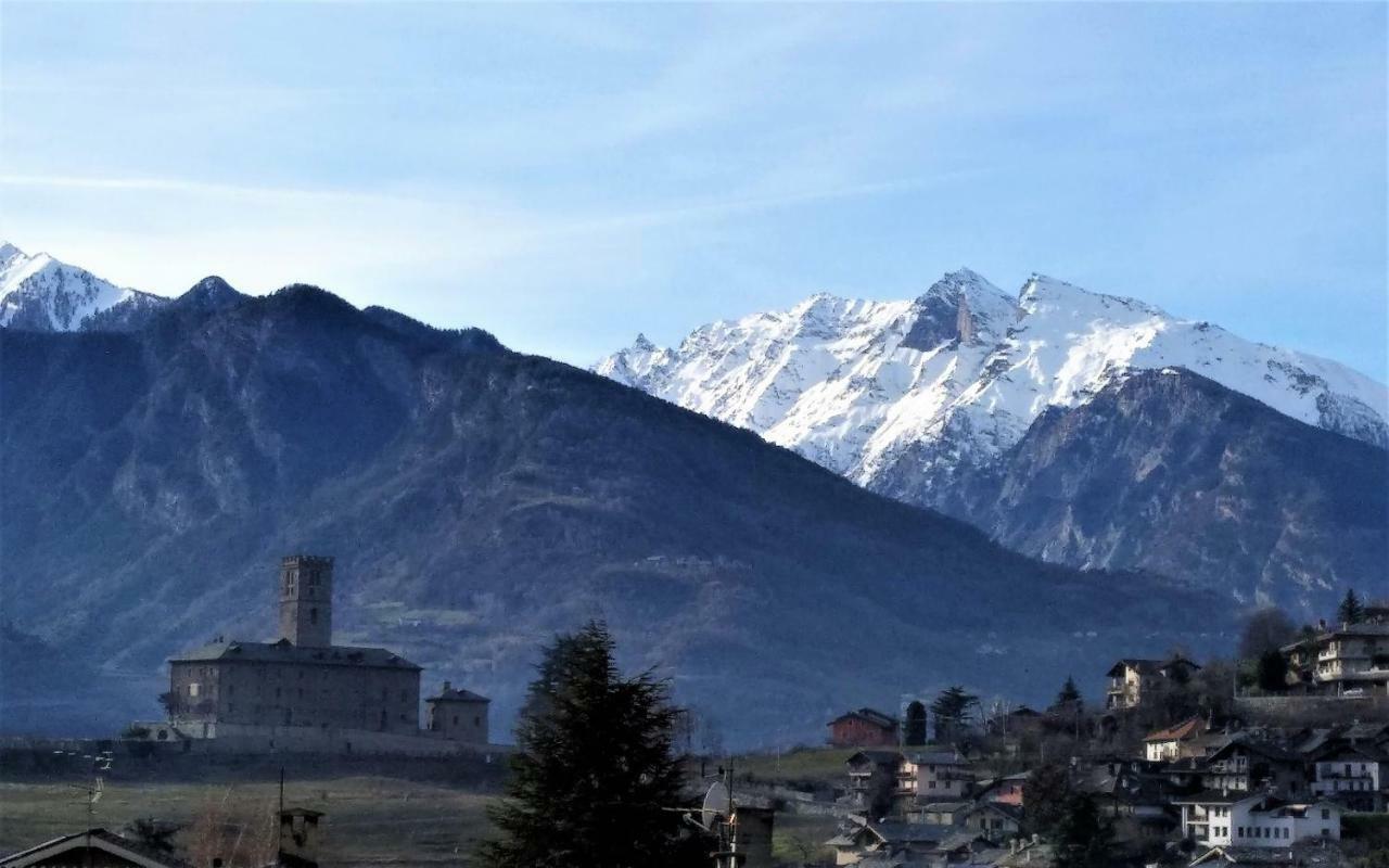 Au Grenier Charmant Aosta Buitenkant foto